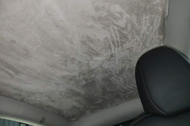 Used Tesla Model Y 2023 Rear-Wheel-Drive Version