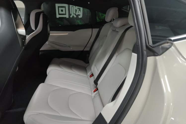 Used Xiaomi Auto SU7 2024 Rear-Drive Ultra-Long Range Advanced Pro-Level Intelligent Driving Version
