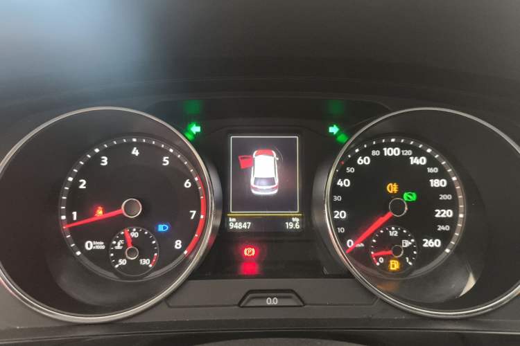 Used Volkswagen Tiguan L 2018 330TSI Automatic Two-Wheel Drive Comfort Edition Instrument Cluster