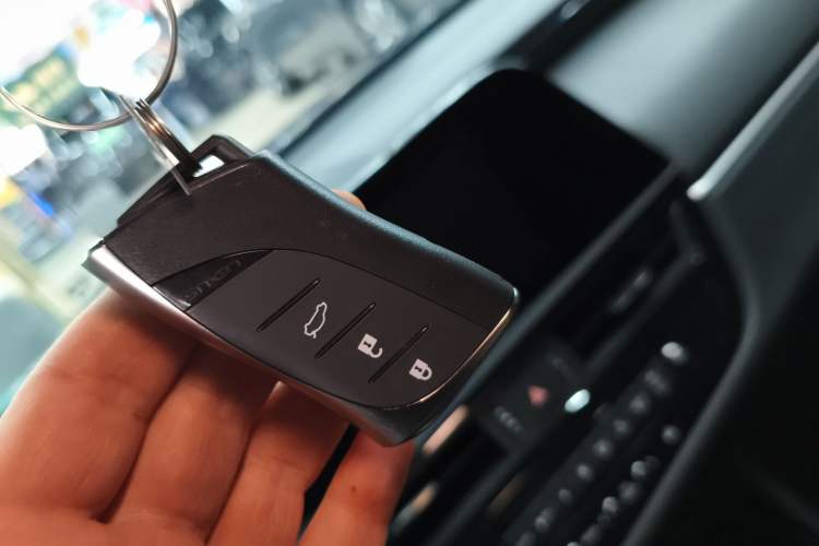 Used Lexus ES 2021 200 Excellence Edition