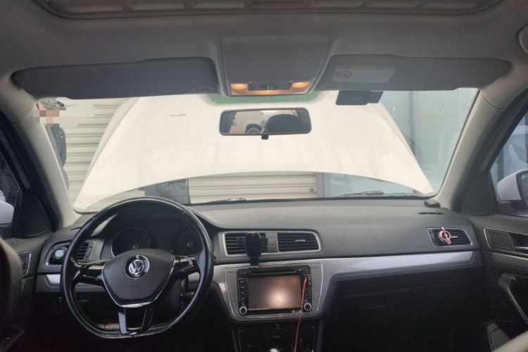 Used Volkswagen Lavida 2015 1.6L Automatic Comfort Edition