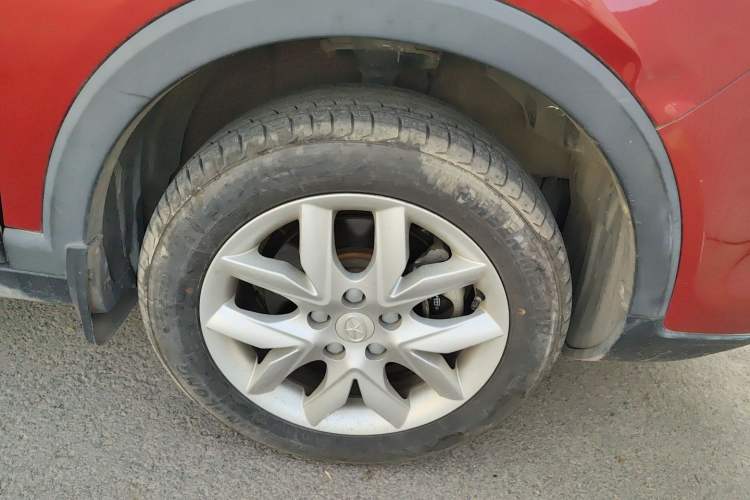 Used JAC Group Refine S3 2014 1.5L Manual Luxury Smart Model Right Front Wheel Hub