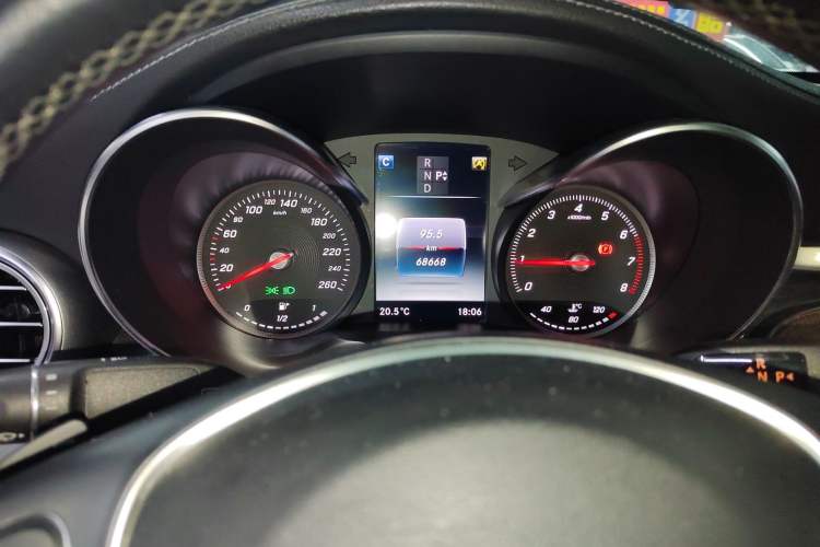 Used Mercedes-Benz GLC Coupe 2019 Facelift GLC 260 4MATIC Coupe SUV Instrument Cluster