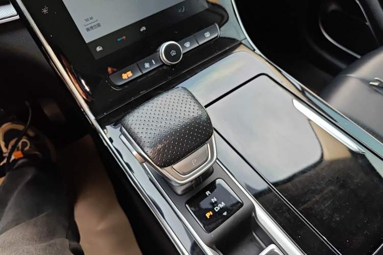 Used Roewe RX5 MAX 2019 300TGI Automatic 4G Connect Luxury Edition
