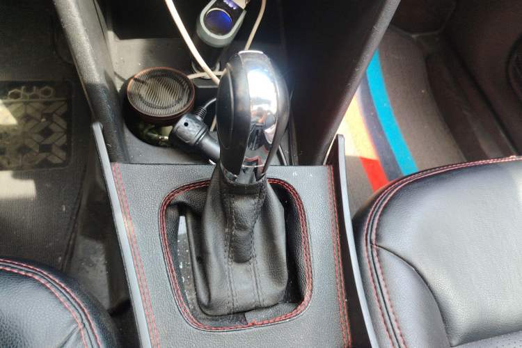 Used Volkswagen Polo 2018 1.5L Automatic Enjoyment Model Gear Lever