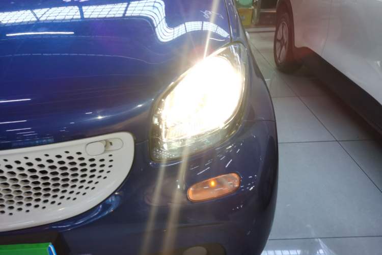 Used smart forfour 2016 1.0L 52 kW Passion Edition