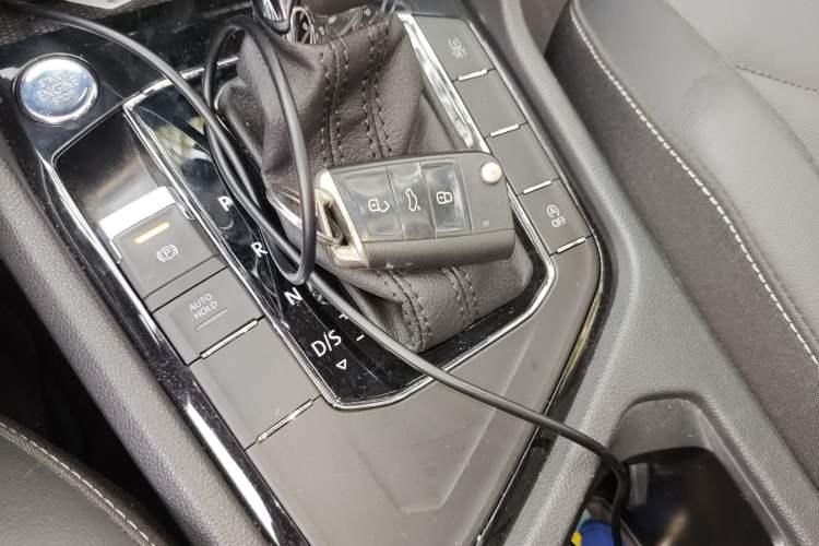 Used Volkswagen Tiguan L 2017 330TSI Automatic Two-Wheel Drive Flagship Edition Vehicle Key