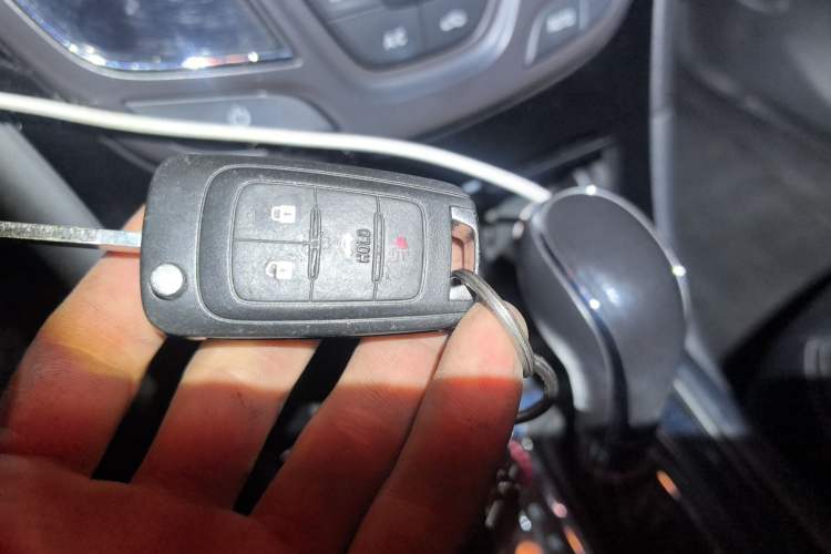 Used Buick Regal 2015 1.6T Leading Technology Model Vehicle Key