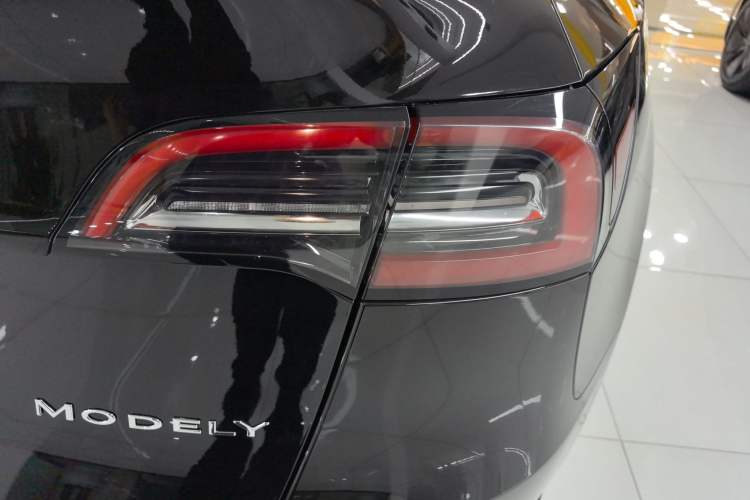 Used Tesla Model Y 2024 Rear-Wheel-Drive Version