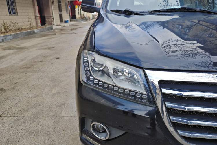 Used Haval H2 2016 Red-Label 1.5T Manual Two-Wheel Drive Luxury Model