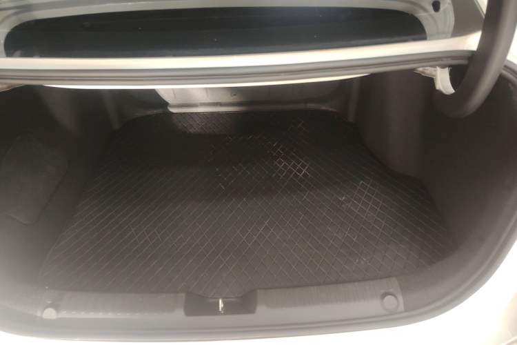 Used Geely Galaxy L6 2024 125km PLUS Dragon Edition