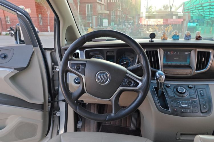 Used Buick GL8 2013 3.0L GT Luxury Business Haoya Edition Steering Wheel