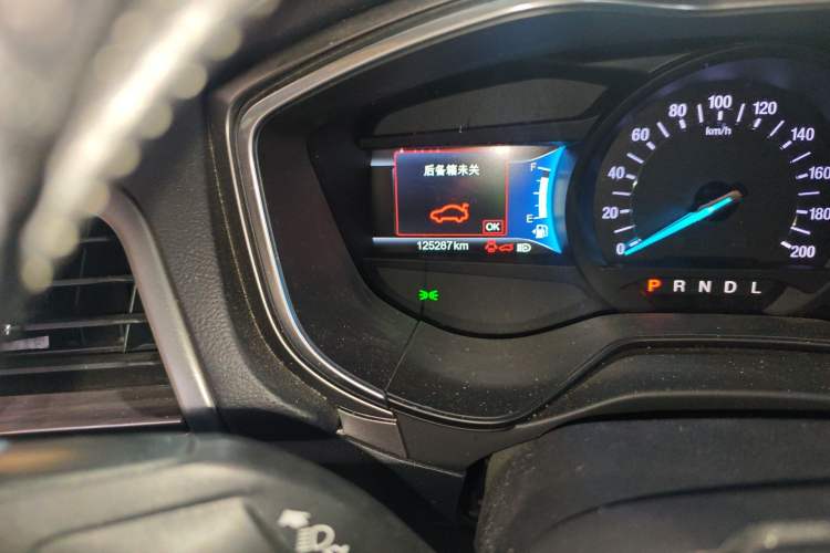 Used Ford Mondeo New Energy 2018 2.0 PHEV Zhihao Trim Odometer Close Up