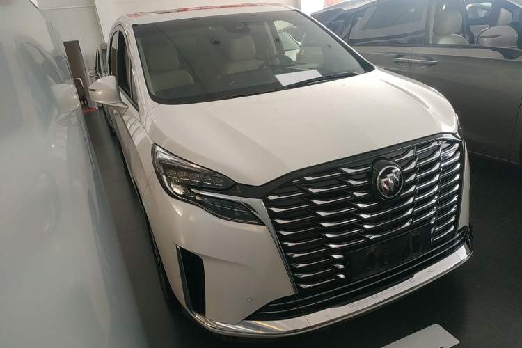 Used Buick GL8 2023 ES Lu Zun Deluxe Model
