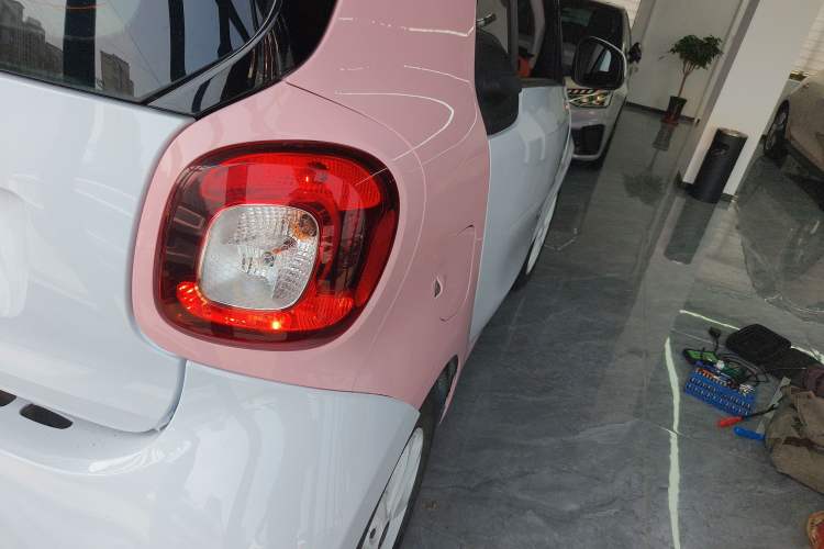 Used smart fortwo 2015 1.0L 52 kW Hardtop Passion Edition
