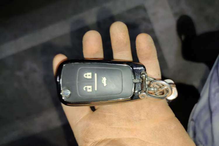 Used Chevrolet Monza 2022 Light Hybrid RS 330T Automatic Comfort Edition