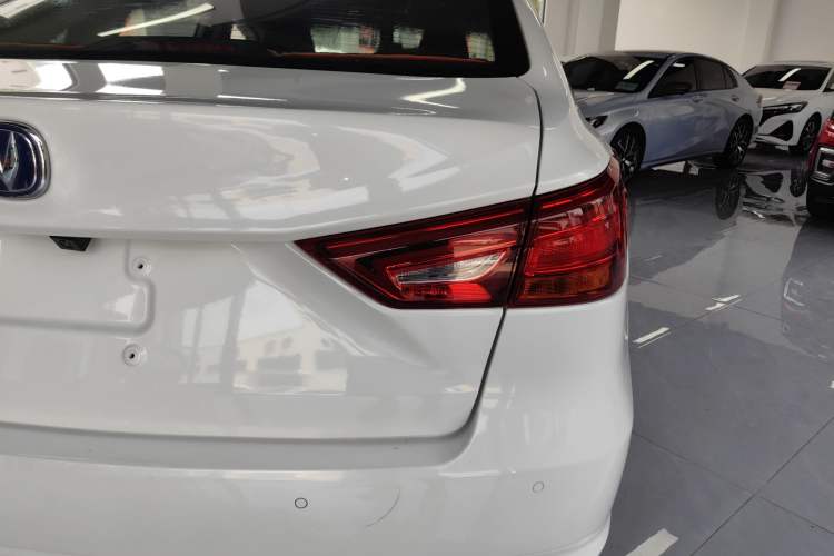 Used Changan Raeton CC 2018 1.5T Manual Luxury Model China V Standard
