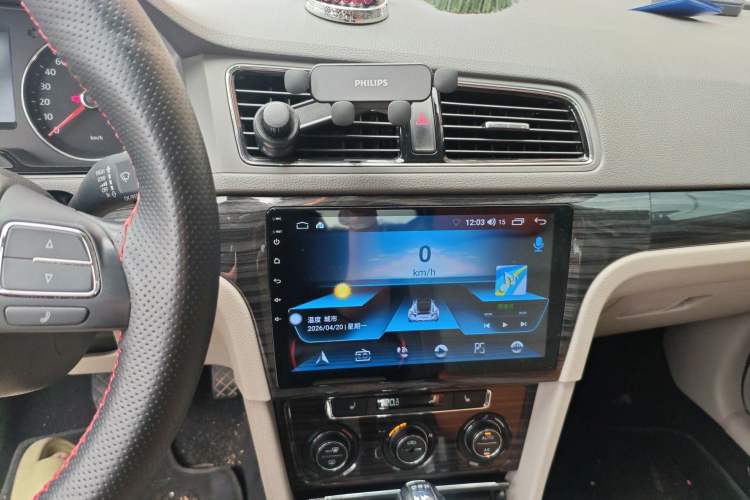 Used Volkswagen Gran Lavida 2014 1.4TSI Automatic 30th Anniversary Edition