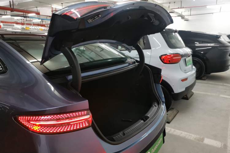 Used BYD Seal 2022 550 km Standard Range Rear-Wheel Drive Prestige Version