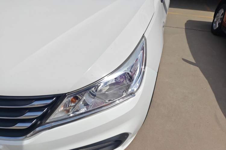 Used Baojun 310 2016 1.2L Manual Fashionable Edition Left Front Headlight