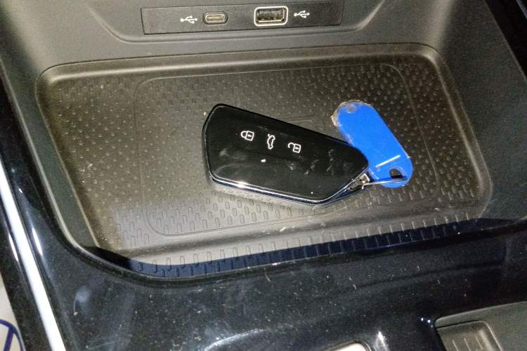 Used Volkswagen Lamando 2025 Lavida L 280TSI DSG Cool & Spicy Edition