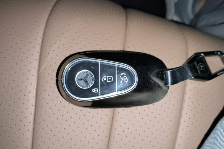 Used Mercedes-Benz E-Class 2025 E 300 L Luxury Model
