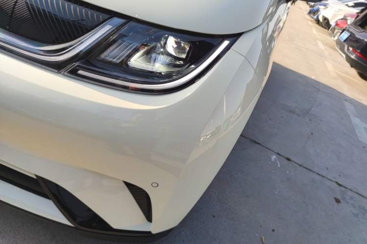 Used BYD Dolphin 2023 420 km Fashion Edition
