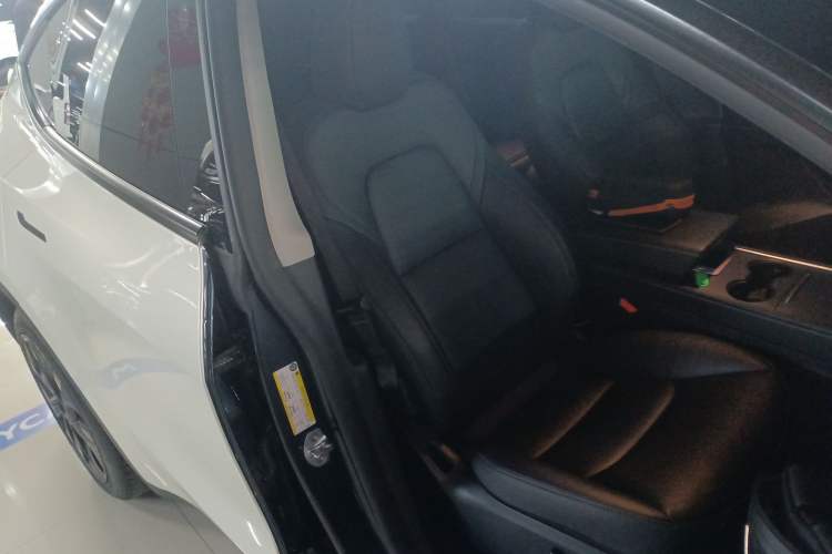 Used Tesla Model Y 2024 Rear-Wheel-Drive Version