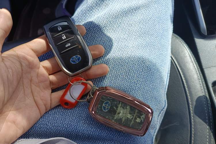 Used Toyota Corolla Hybrid E+ 2019 1.8L E-CVT Luxury Edition Vehicle Key