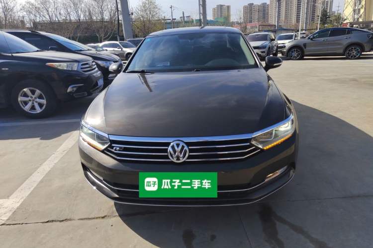 Used Volkswagen Magotan 2018 Facelift 330TSI DSG Luxury Model Front