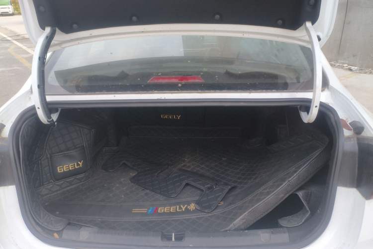 Used Geely Auto Emgrand 2022 4th Generation 1.5L CVT Luxury Model Trunk