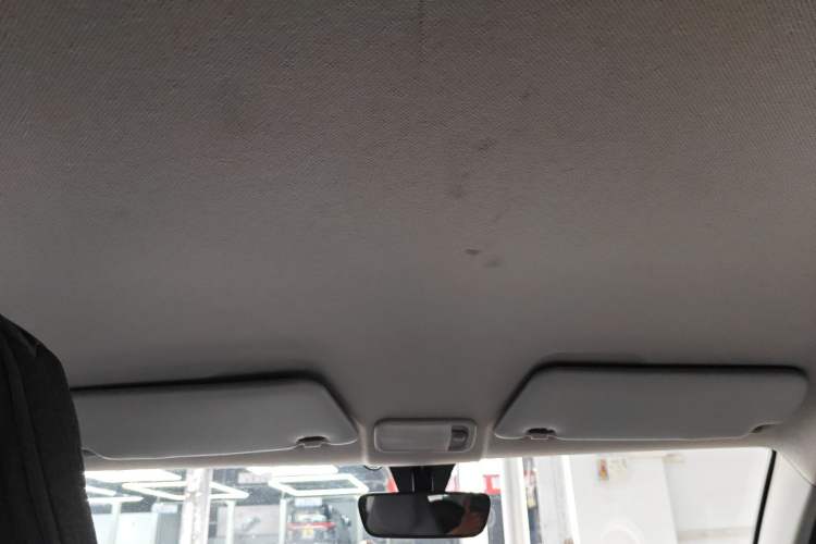 Used Wuling Hongguang MINIEV 2021 Macaron Premium Model – Lithium Iron Phosphate