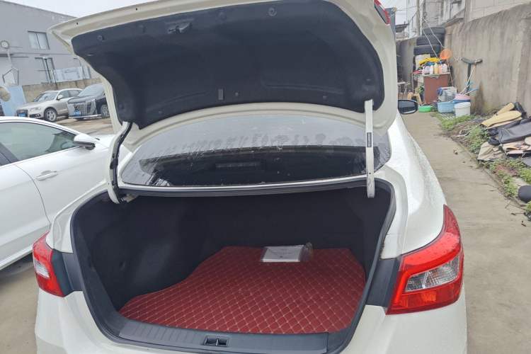 Used Nissan Sylphy 2022 Classic 1.6XE CVT Comfort Edition Trunk