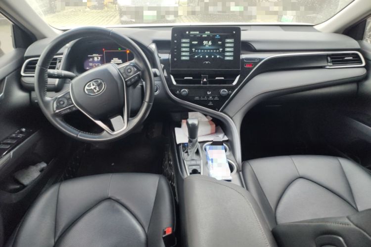 Used Toyota Camry 2021 2.5G Luxury Edition Center Console