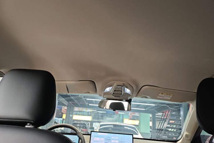 Used Wuling Xingguang 2024 Co-Creation Edition 510 Advanced Model