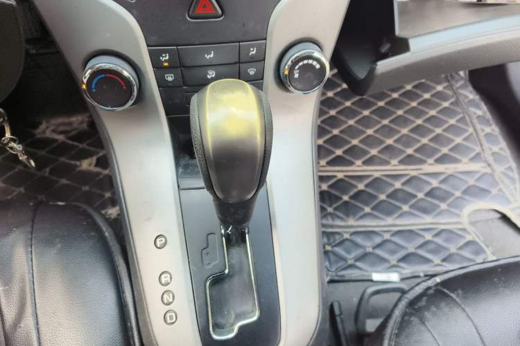 Used Chevrolet Cruze 2013 1.8L SE AT