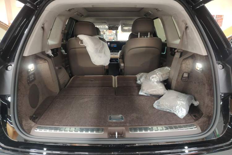 Used Hima AITO M9 2025 Extended-Range Ultra Version 52 kWh 6-Seater