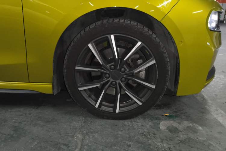 Used Lynk & Co 03 2020 03+ 2.0TD Automatic Wind-Chasing Edition Right Front Wheel Hub