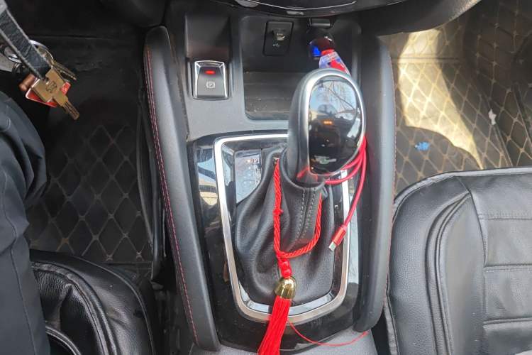 Used Nissan Qashqai 2019 2.0L CVT Smart Enjoyment Version Gear Lever