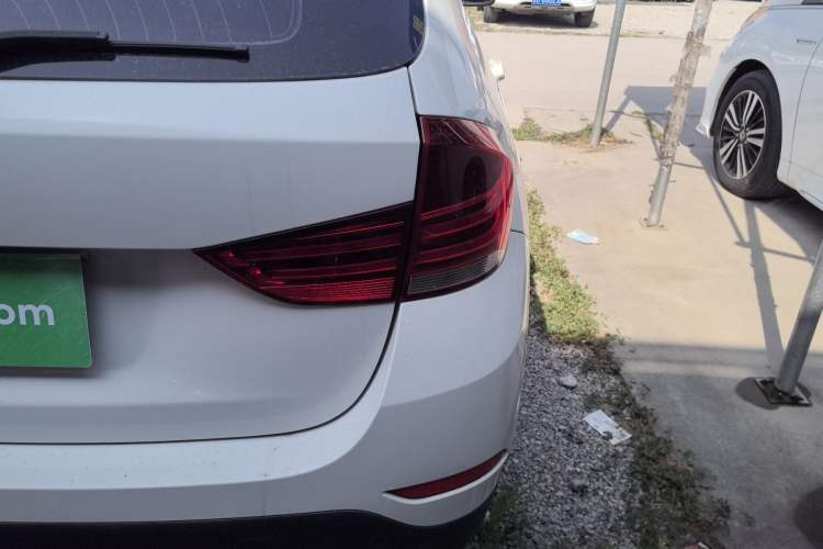 Used BMW X1 2014 sDrive18i Leading Model
