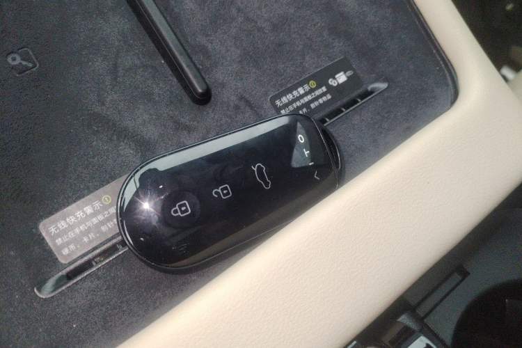 Used Hima AITO M7 2024 1.5T Intelligent Driving Rear-Drive Max Edition 5 Seats
