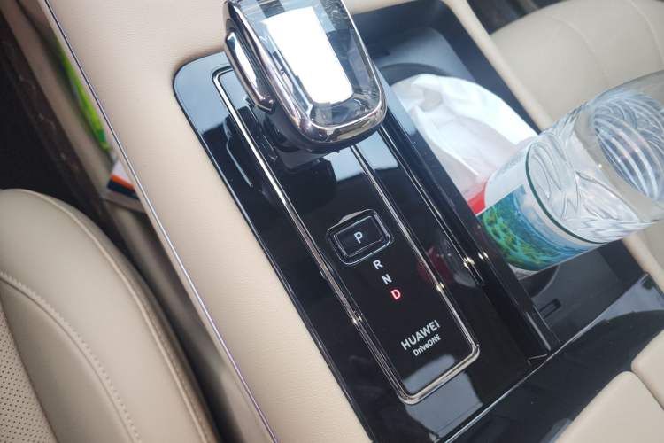 Used Hima AITO M7 2022 1.5T Four-Wheel Drive Luxury Edition