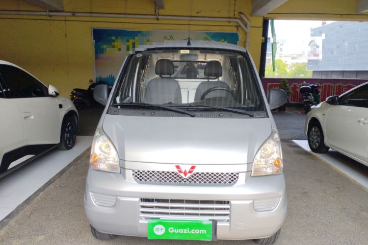 Used Wuling Rongguang 2019 1.5L Extended-Body Van Base Model with 2 Seats Front