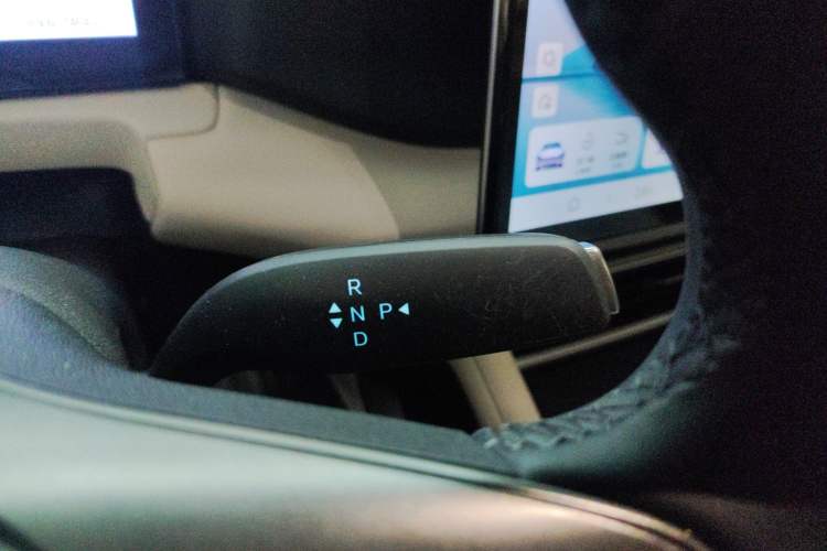 Used BYD Yuan UP 2025 Intelligent Driving Version 401 km Leading Edition