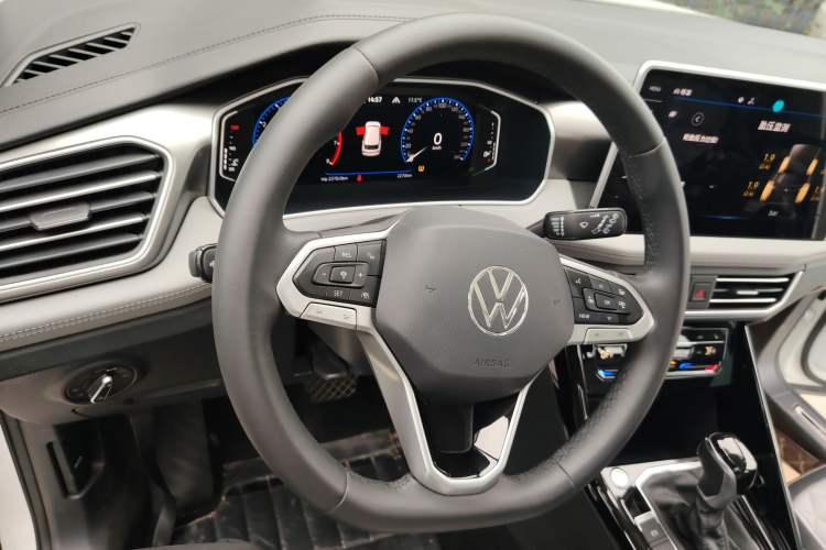 Used Volkswagen Tayron 2023 Revised Version 380TSI All-Wheel Drive R-Line High-Energy Edition