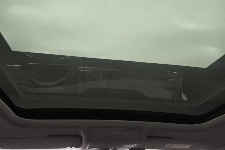 Used Volkswagen Tiguan L 2021 330TSI Automatic Two-Wheel Drive R-Line Enhanced Edition Headliner