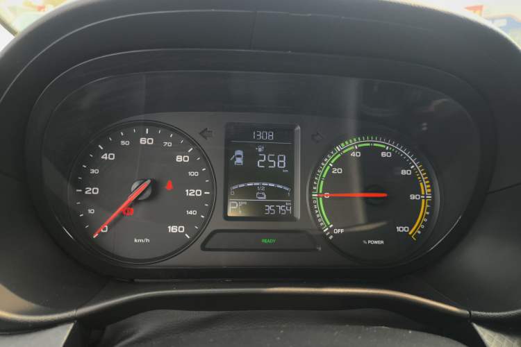 Used Roewe Clever 2021 302km All-Round Version