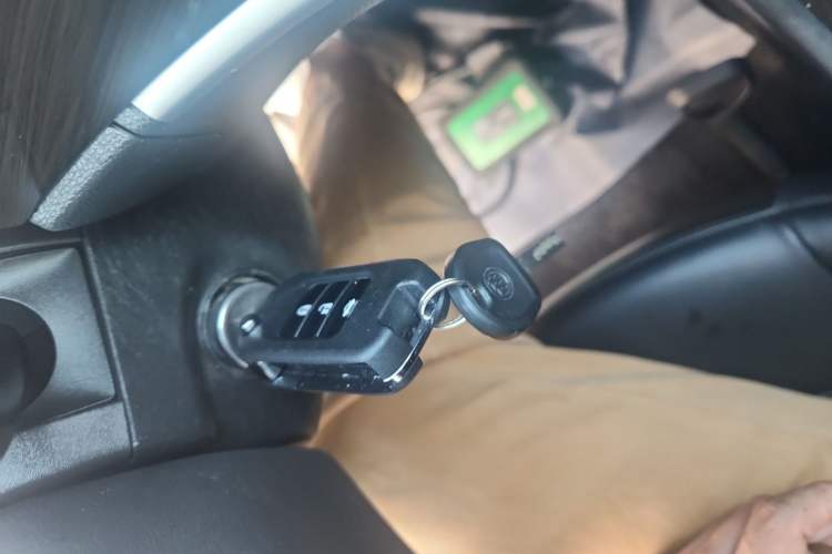 Used Buick Verano 2019 Sedan 20T Dual-Clutch Leading Model Vehicle Key