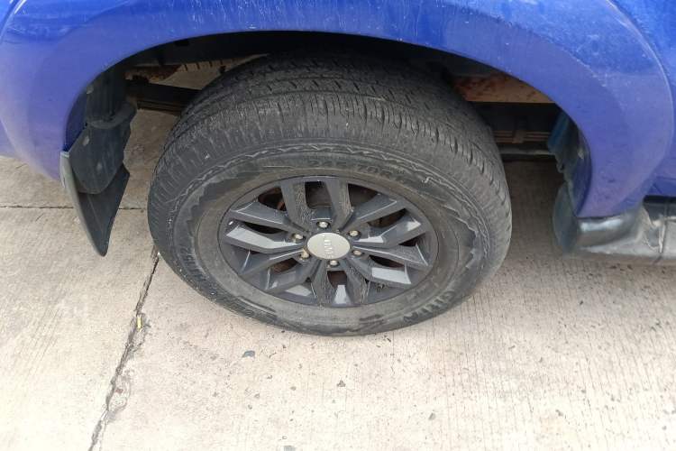 Used JMC Yuhu 7 2022 2.0T Automatic Diesel Two-Wheel Drive Comfort Plus Long Wheelbase