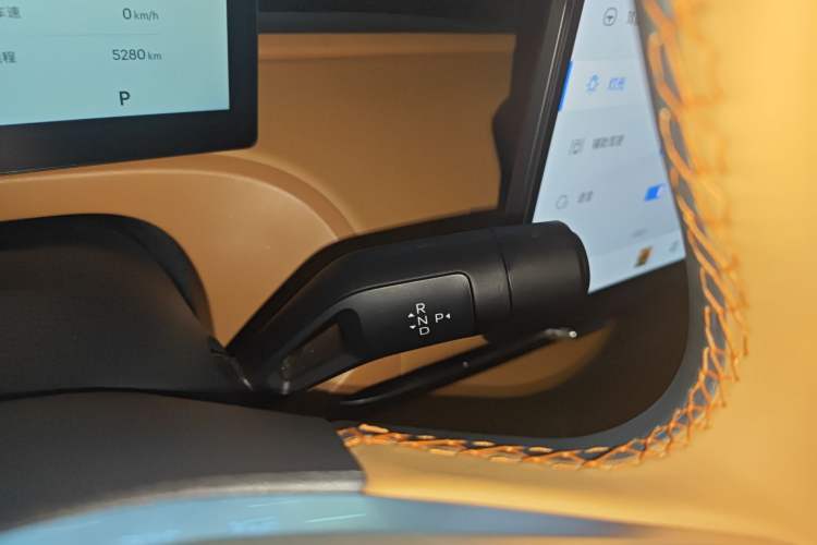 Used Geely Galaxy Galaxy Xingjian 7 EM-i 2025 120km Exploration+ Version